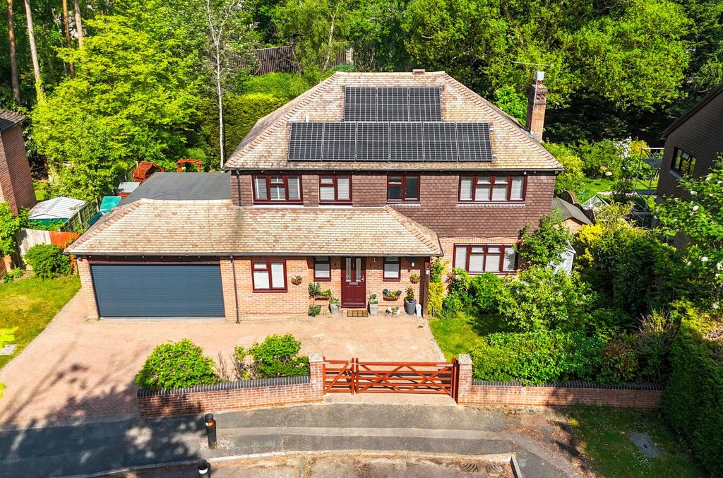 Property photo 1 of 25