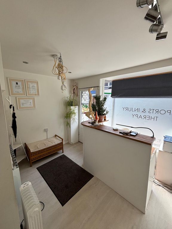 Property photo 1 of 5