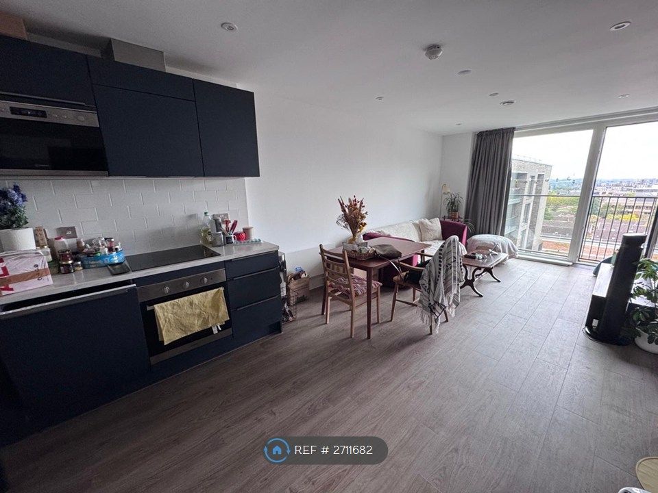 Property photo 2 of 6