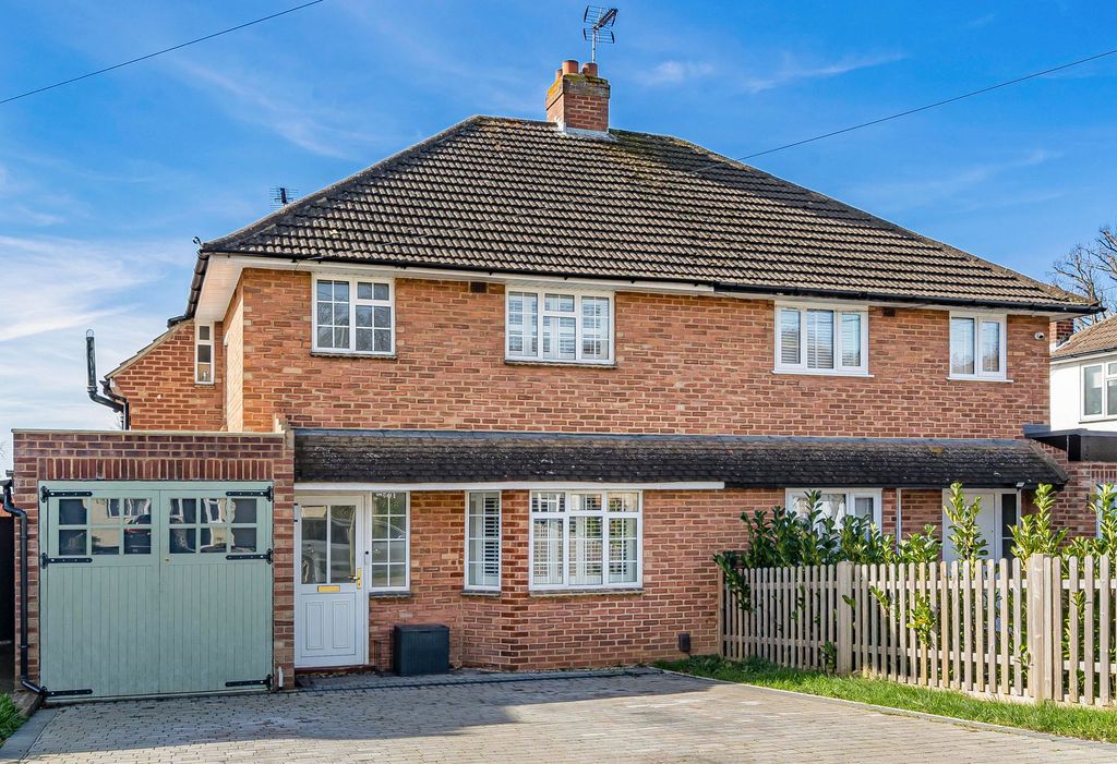 Property photo 1 of 18