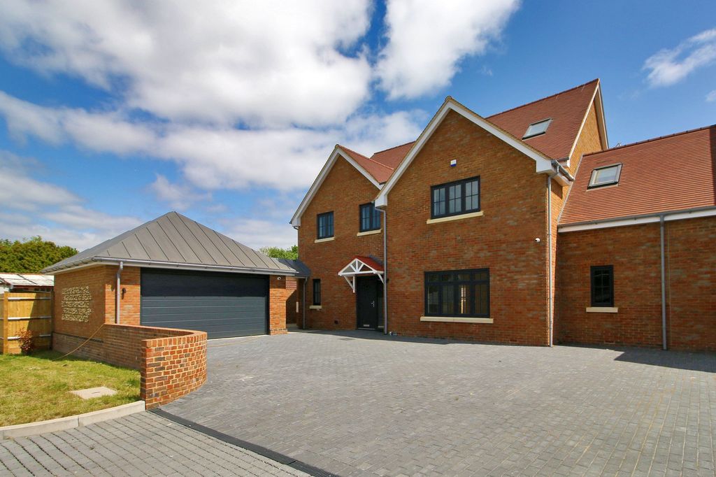 Property photo 1 of 13