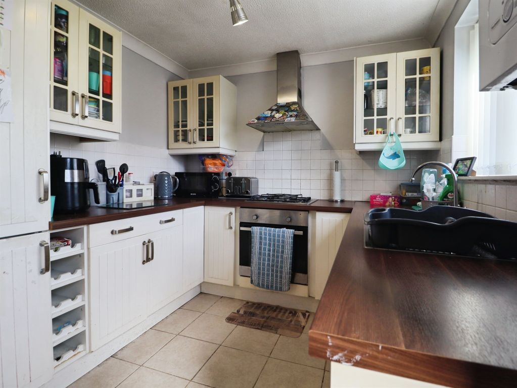 Property photo 2 of 14