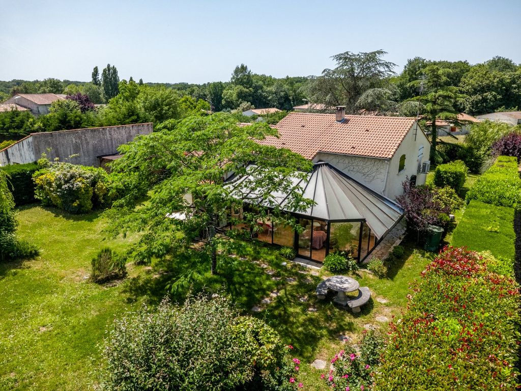 Property photo 3 of 15