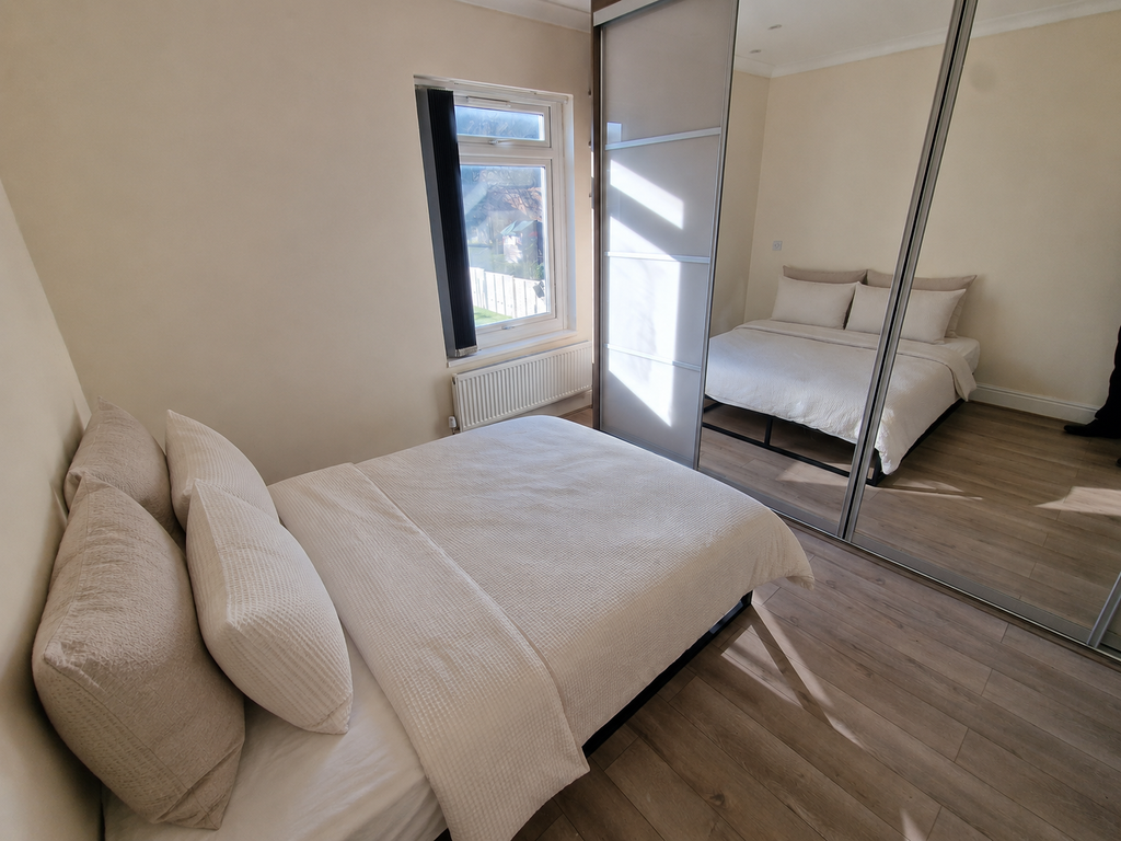 Property photo 1 of 8 Ae382881-3058-40c2-A520-d94Abf9Cbe0A