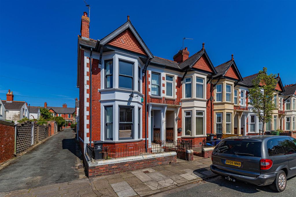 Property photo 1 of 21 Amesbury Road 1-1.Jpg