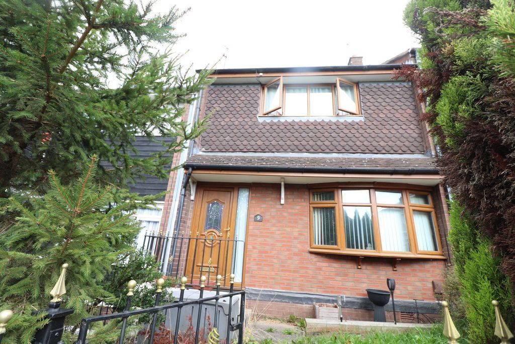 Property photo 2 of 14 External