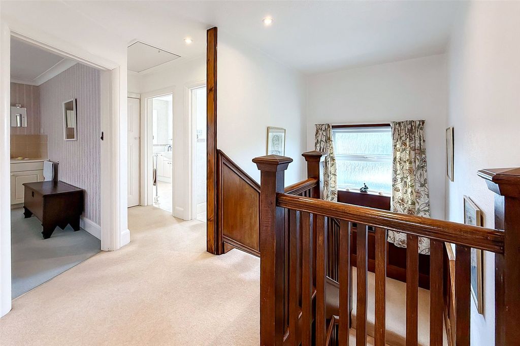 Additional image 17 of 4 bed detached house for saleChurch Street, Littlehampton, West Sussex BN17