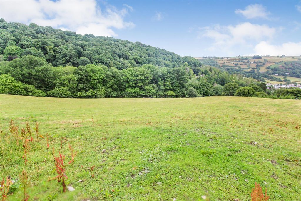 Property photo 1 of 6 Additional Photo