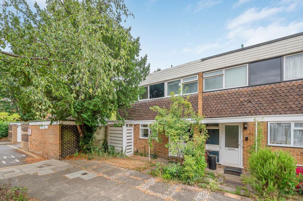 Property photo 1 of 9