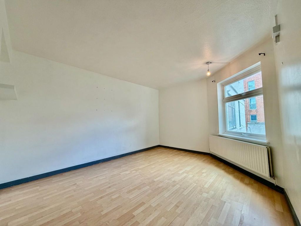 Property photo 2 of 9 Img_0560E.Jpeg