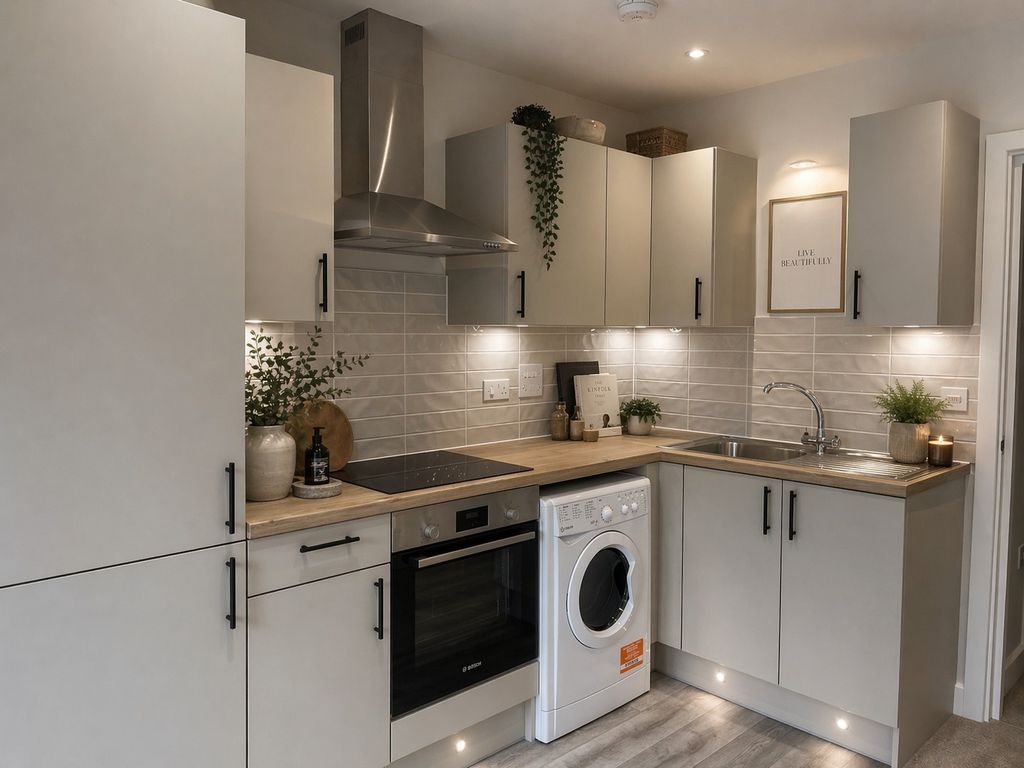 Property photo 3 of 12