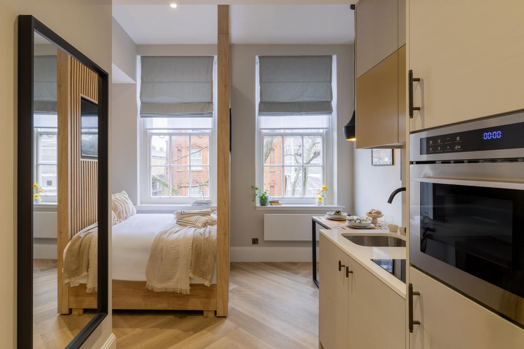 Property photo 1 of 5 Bedroom