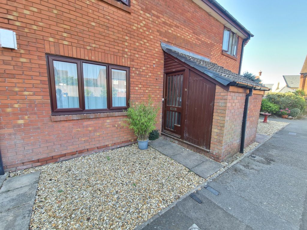 Property photo 1 of 12