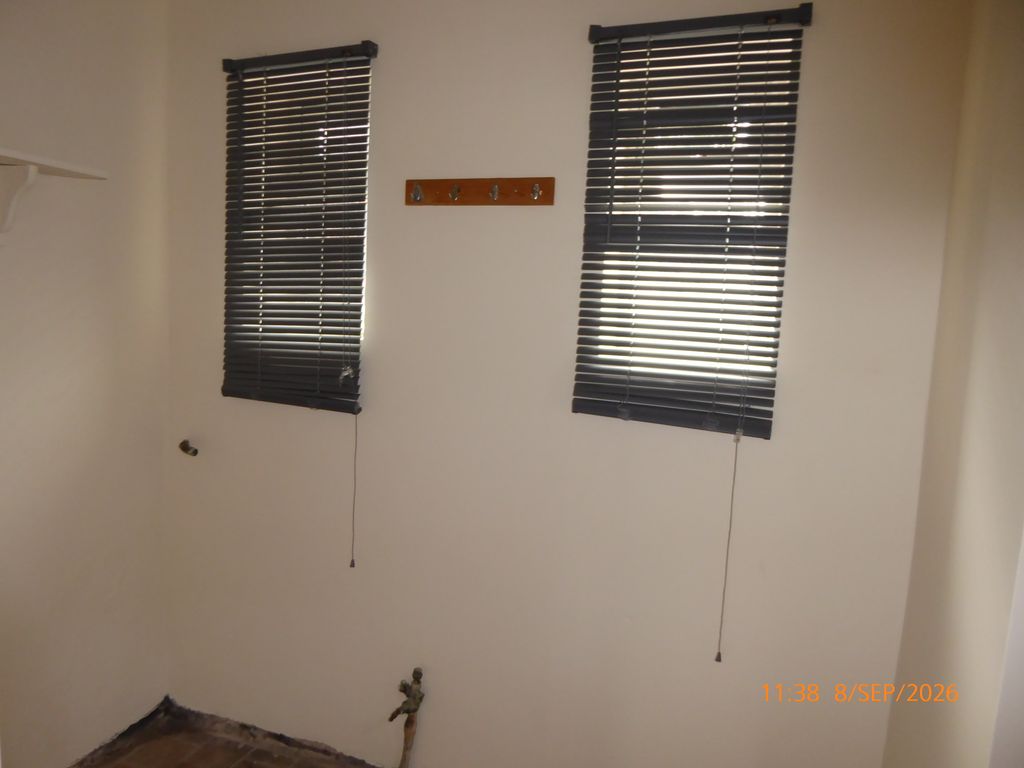 Property photo 3 of 10 Utility Room