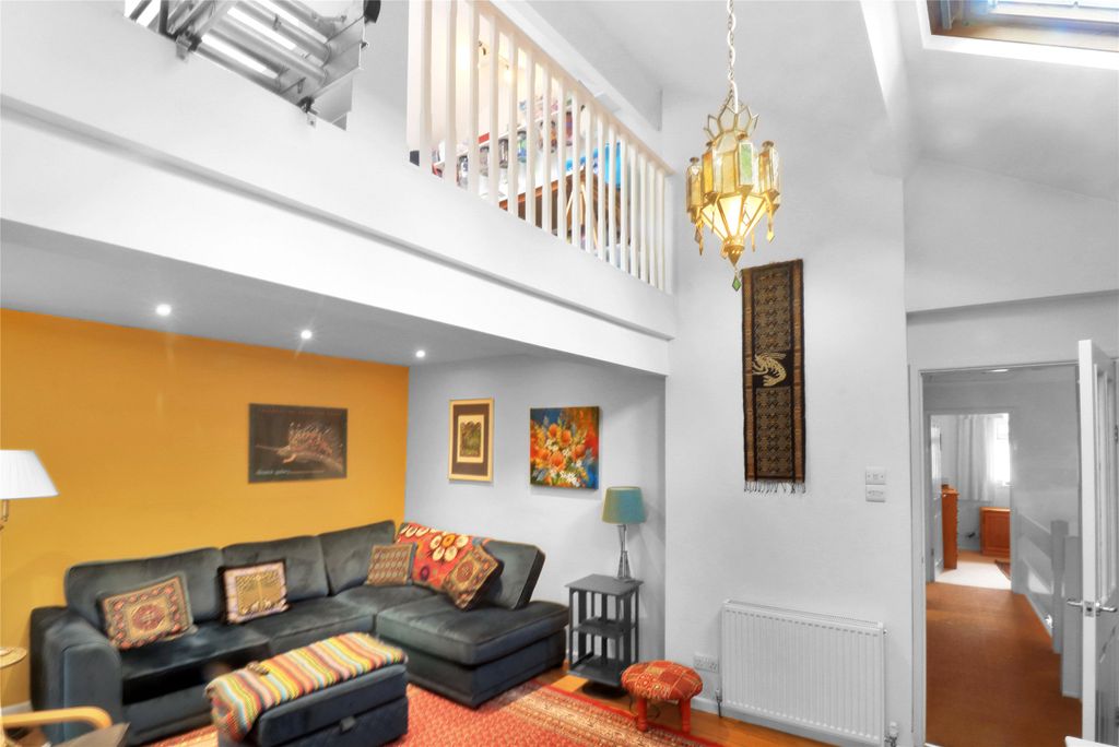 Property photo 2 of 16 Picture No. 08