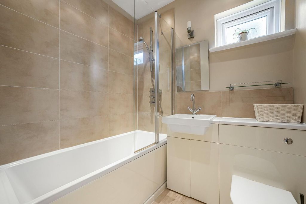 Property photo 1 of 15 2_60005.Jpg