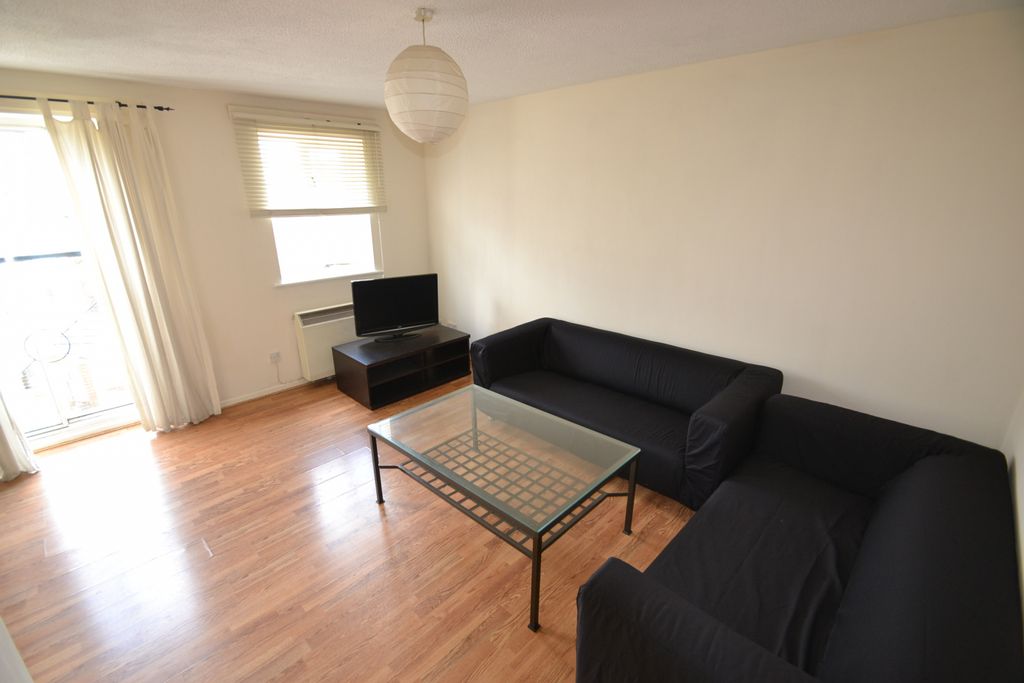 Property photo 2 of 9 Gallery