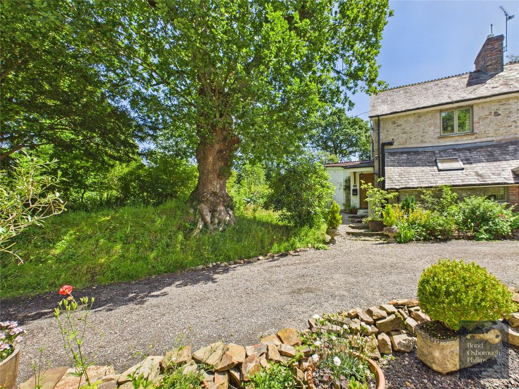 Property photo 1 of 45 Picture No. 73