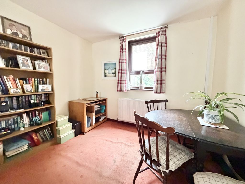Property photo 2 of 17 Photo 2