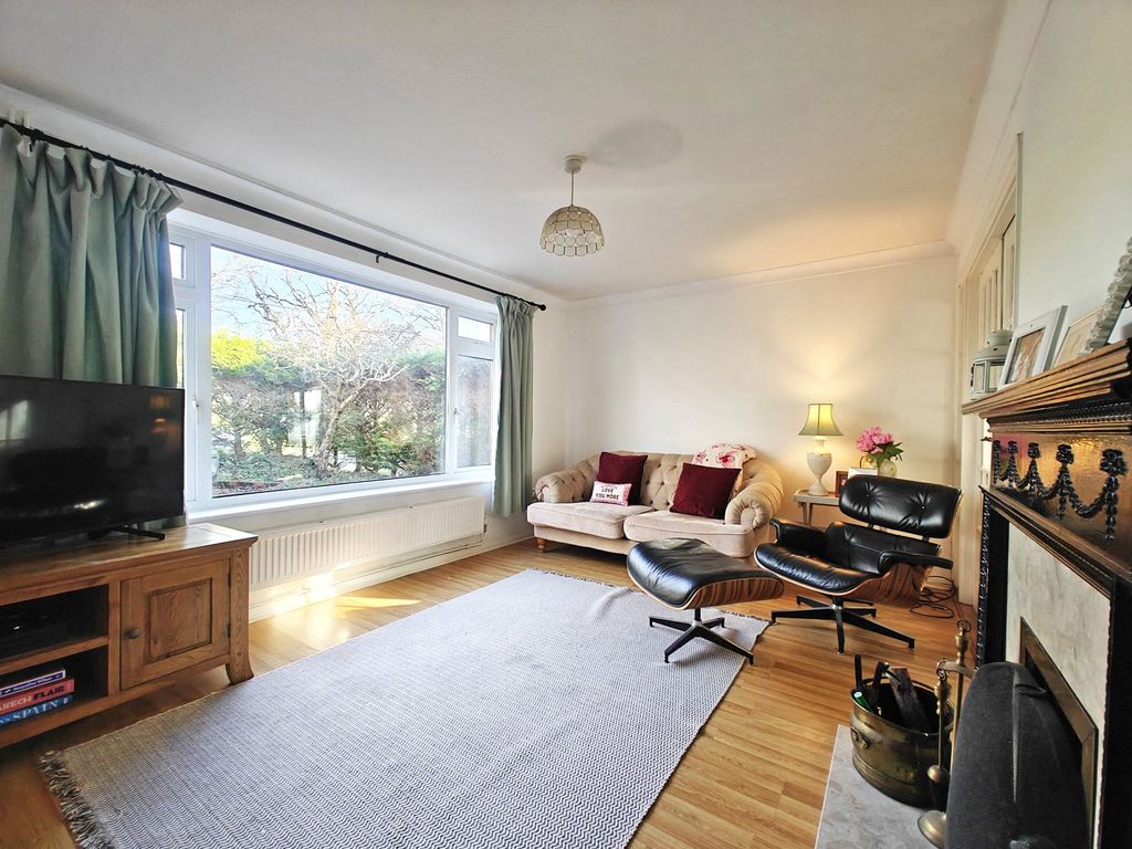 Property photo 2 of 17 Picture 2