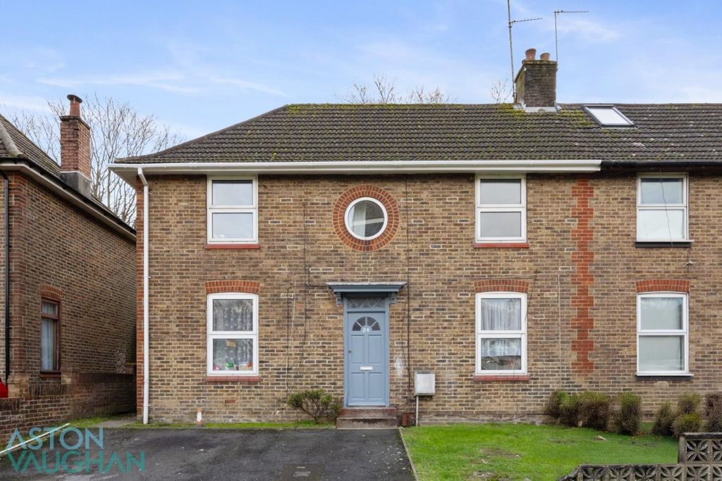 Property photo 1 of 11 4633000