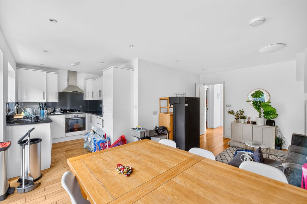 Property photo 1 of 13 Pbox-Img.Jpg