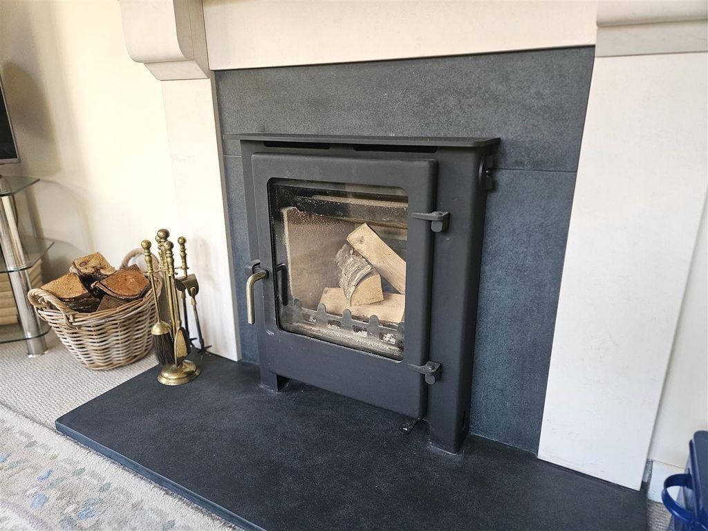 Property photo 3 of 24 Woodburner.Jpg