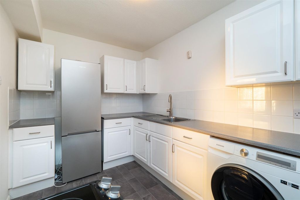 Property photo 3 of 9 Ag_-019.Jpg