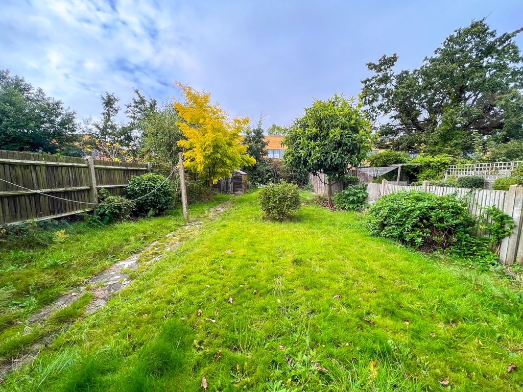 Property photo 2 of 11