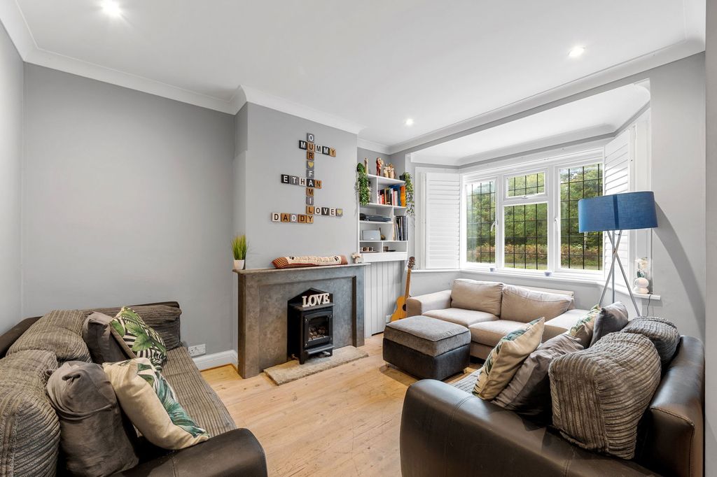 Property photo 2 of 22