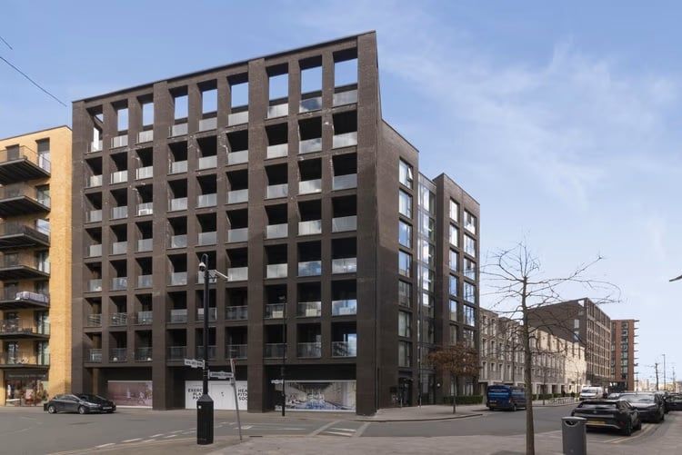 Property photo 1 of 5