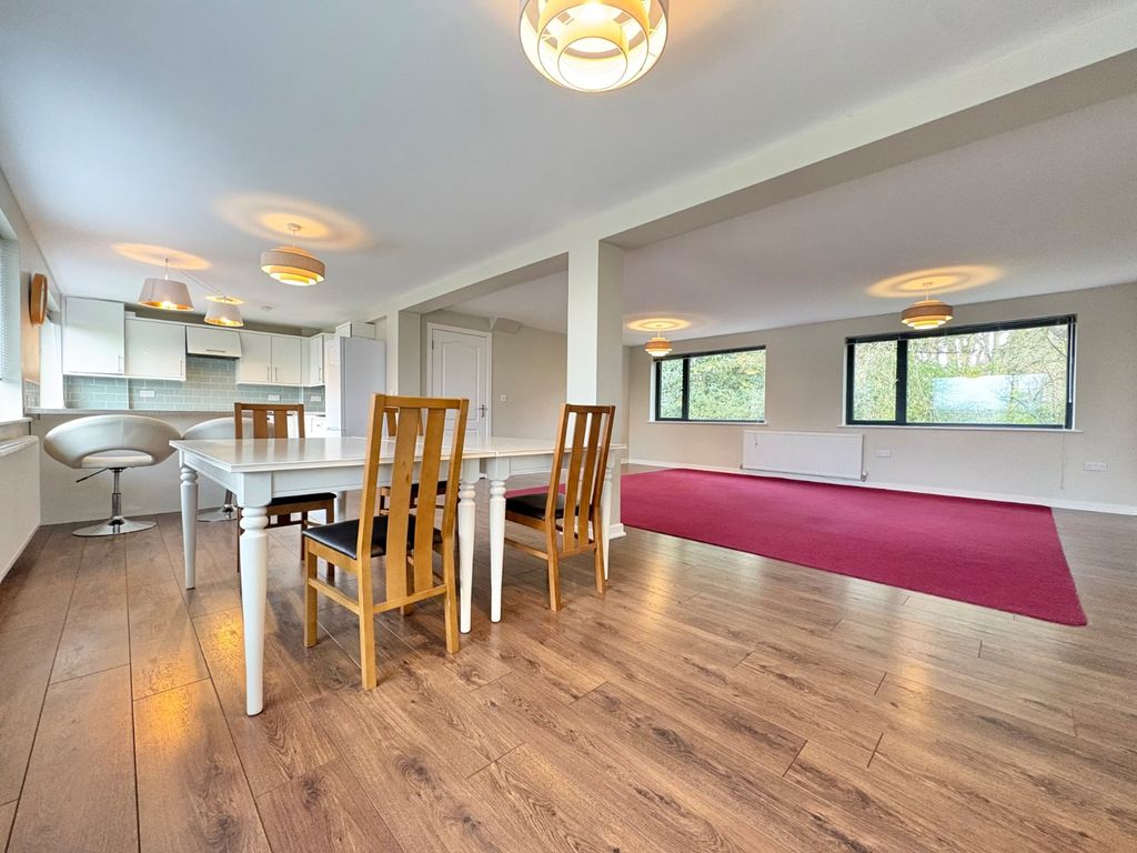 Property photo 3 of 20 Picture No. 38