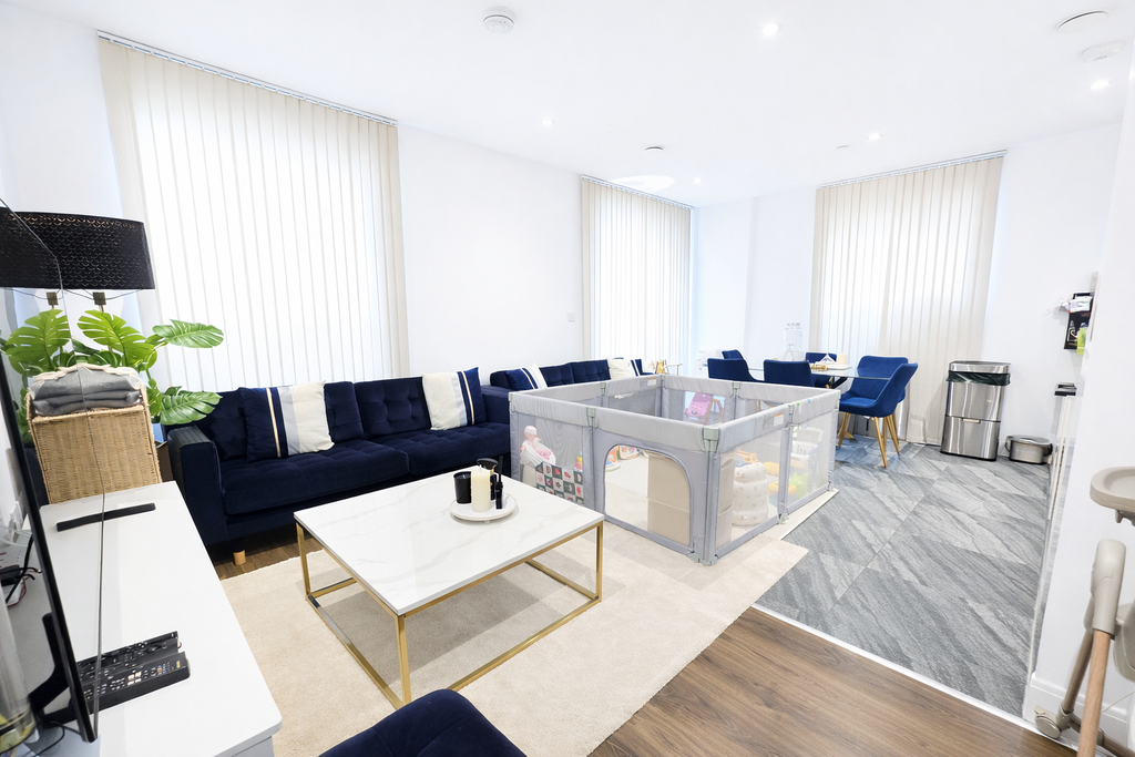 Property photo 2 of 7