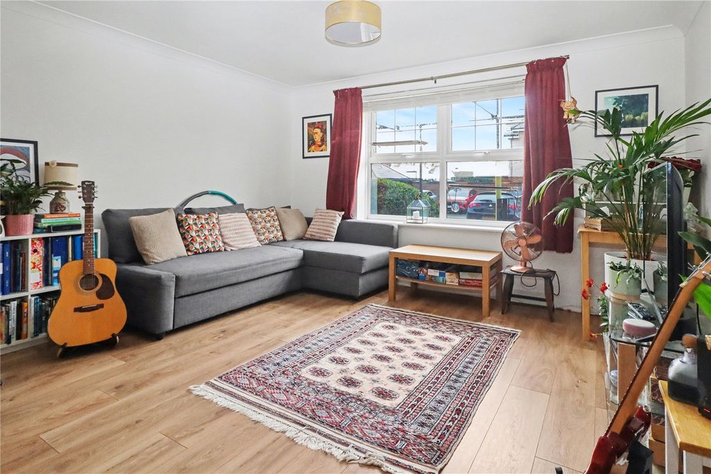 Property photo 2 of 16 Picture No. 06