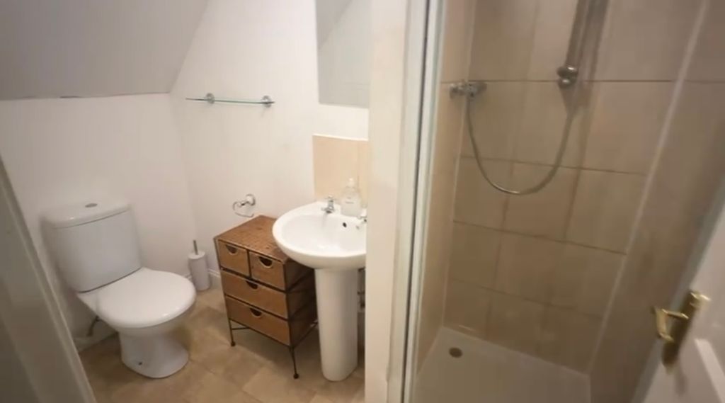 Property photo 3 of 7