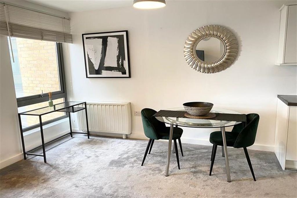 Property photo 1 of 15 (Main)