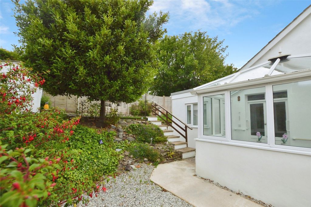 Property photo 3 of 13 3 - Picture No. 30