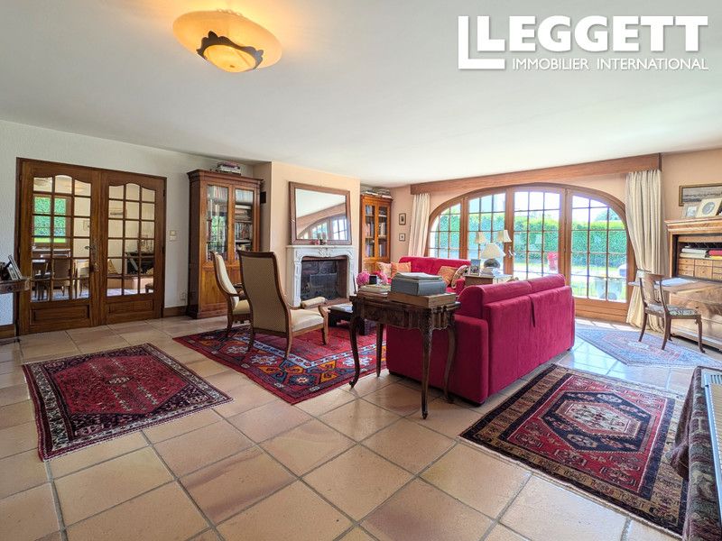 Property photo 3 of 10