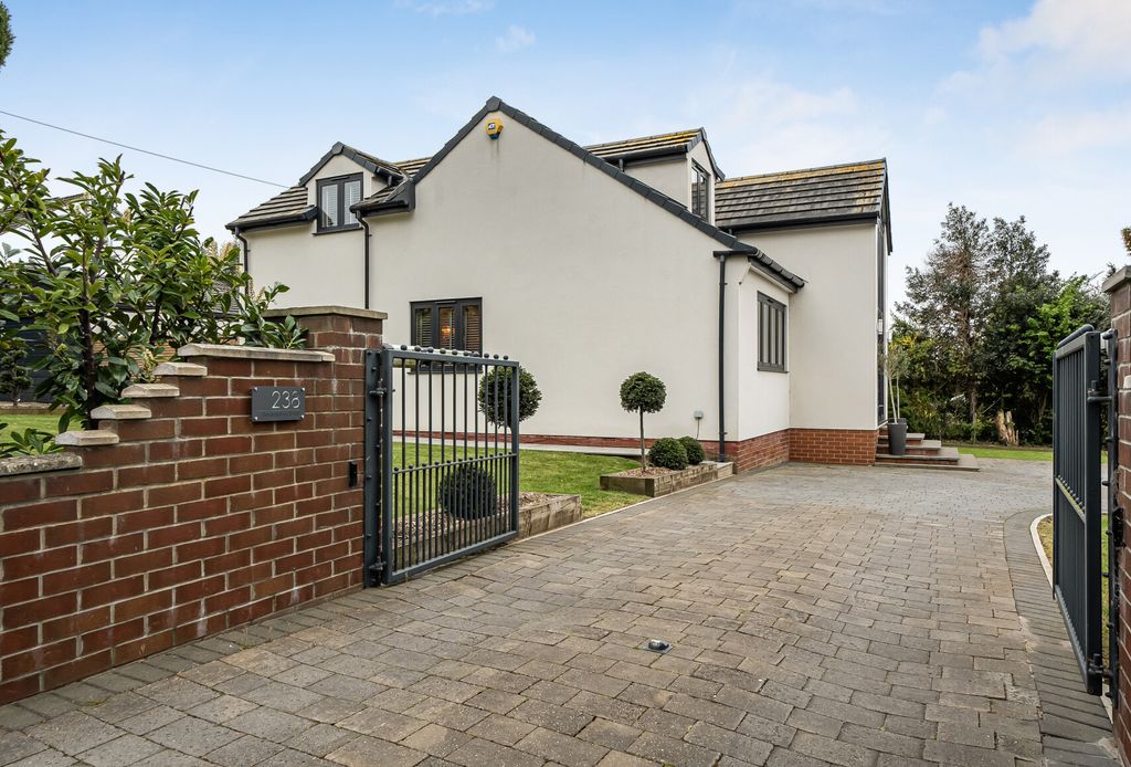 Property photo 2 of 22 1436039-1-69De6E4...