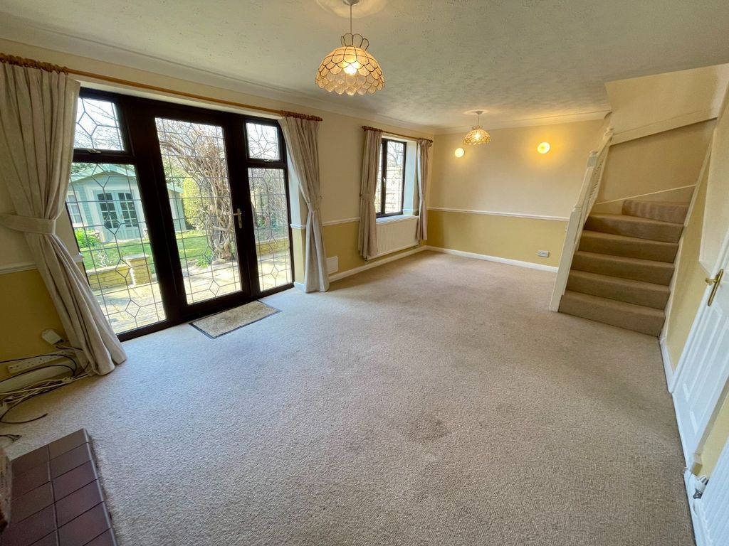 Property photo 3 of 16 3997424