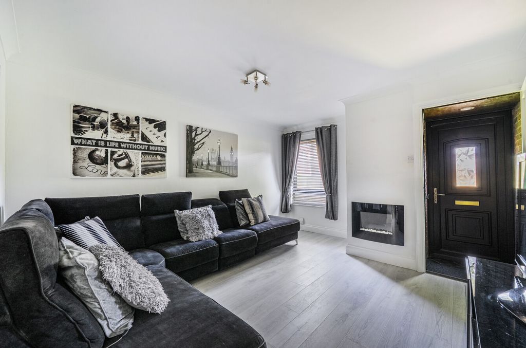 Property photo 3 of 22 1478288-13-6A358B...