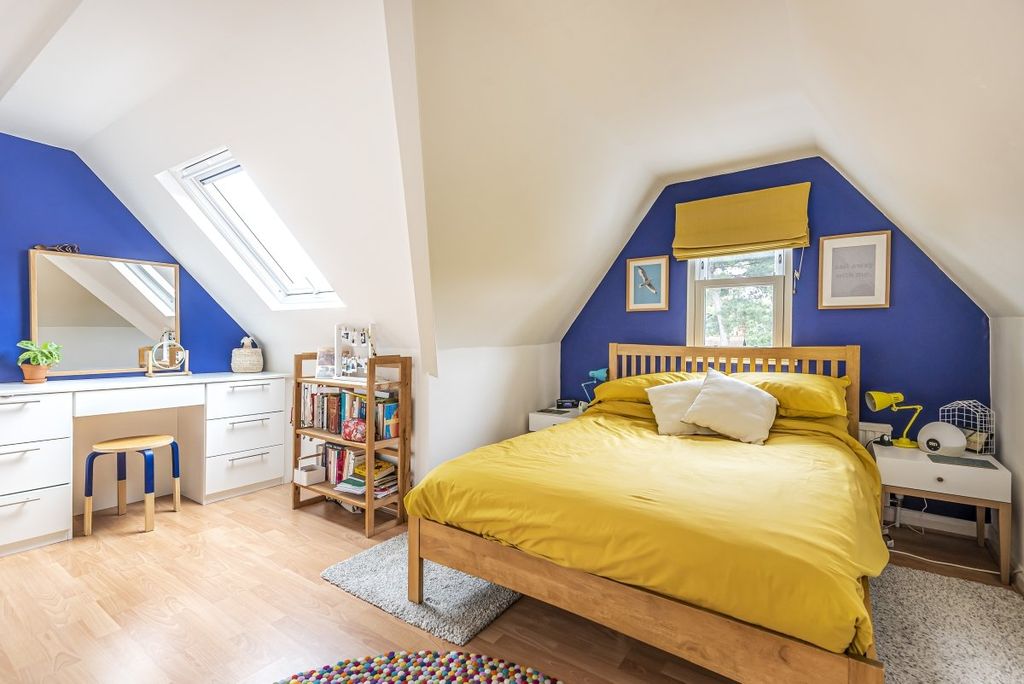 Property photo 2 of 8 526349 (5)c