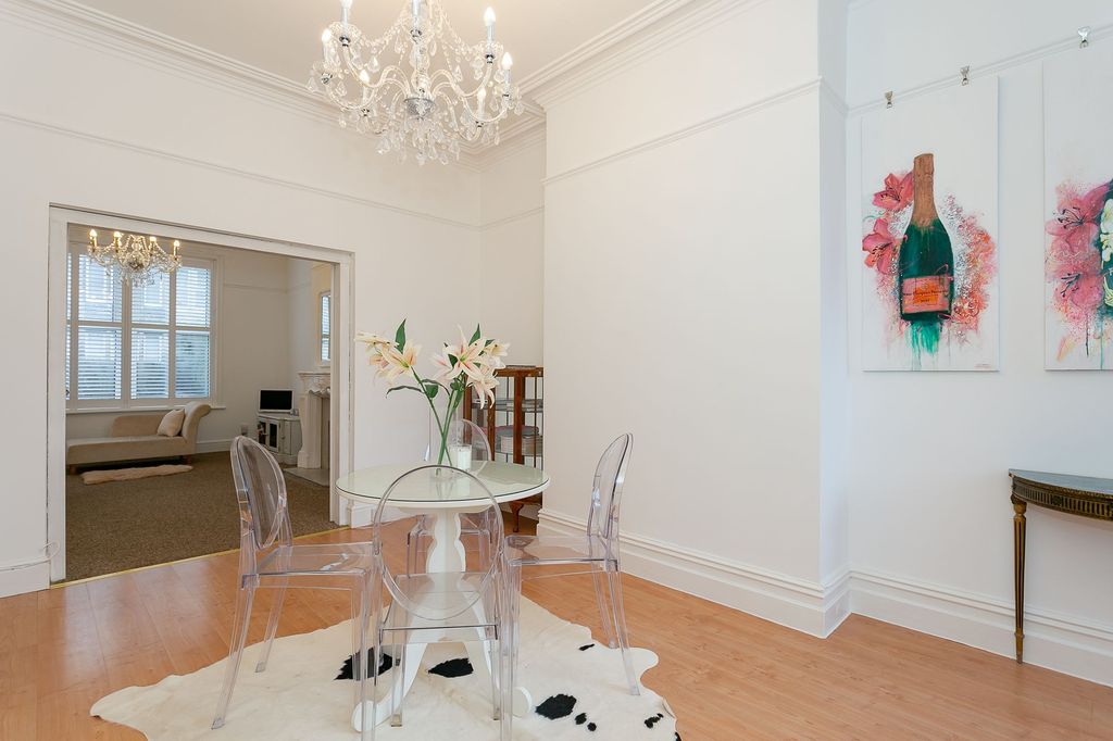 Property photo 3 of 21