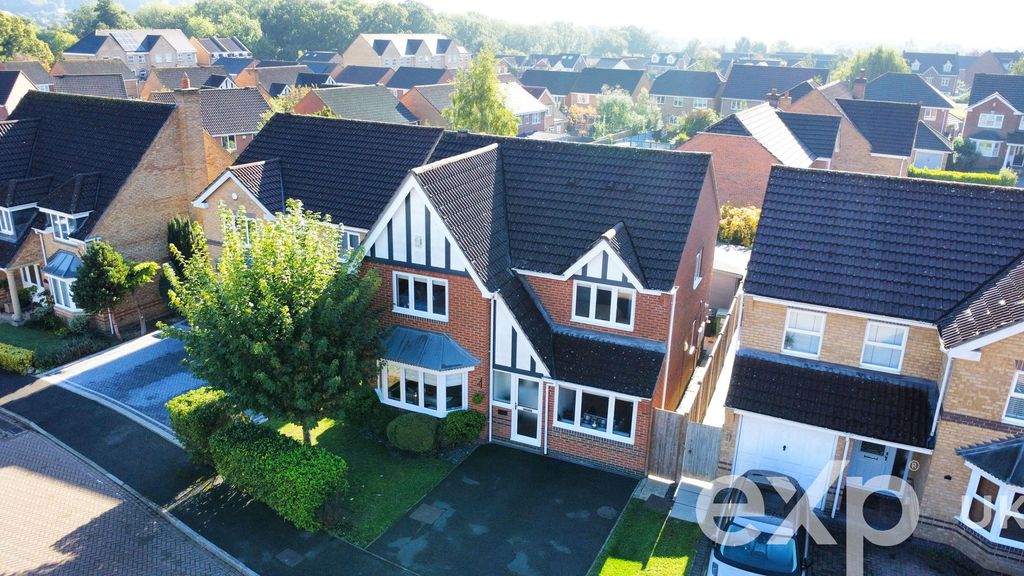 Property photo 1 of 28