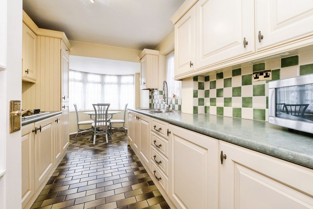 Property photo 3 of 28 Pbox-Img.Jpg