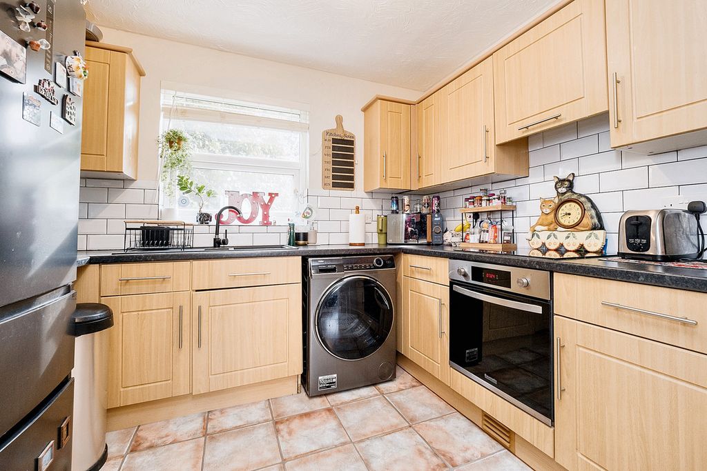 Property photo 2 of 15