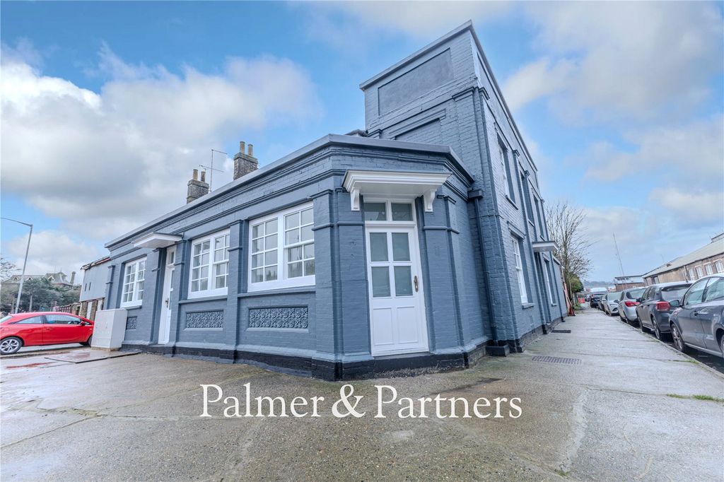 Property photo 1 of 10 Picture No. 13