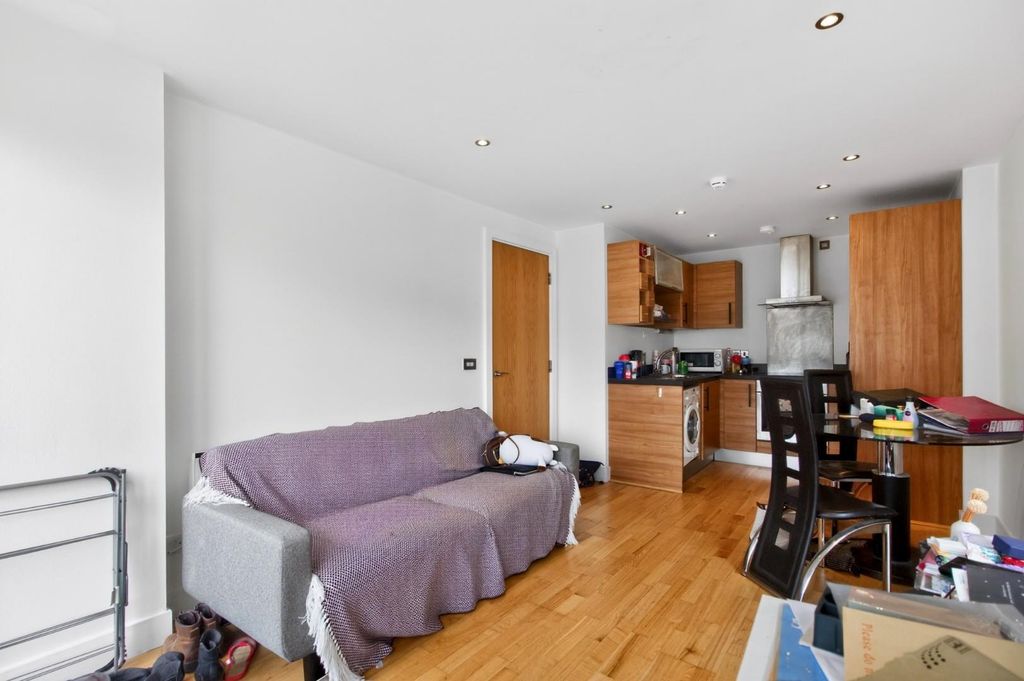 Property photo 2 of 13 Img_1404.Jpg