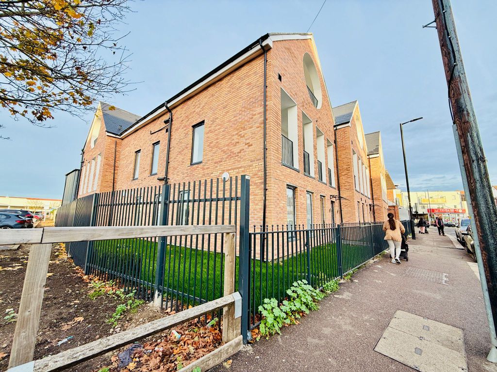 Property photo 2 of 10 Whatsapp Image 2025-11-07 At 11.16.05