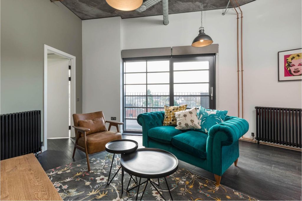 Property photo 1 of 12 4.Jpg